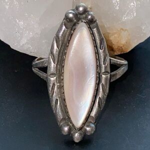Navajo Sterling Silver 925 Mother Of Pearl Ring RB Silver Beads Size 6